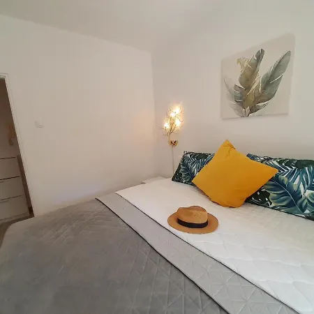Pinia With Free Parking Lovran