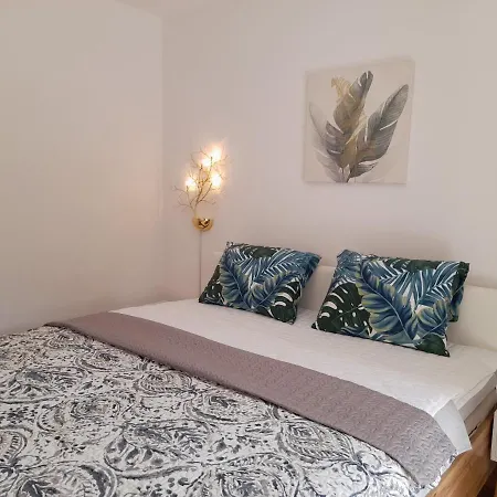 Apartment Pinia With Free Parking Lovran